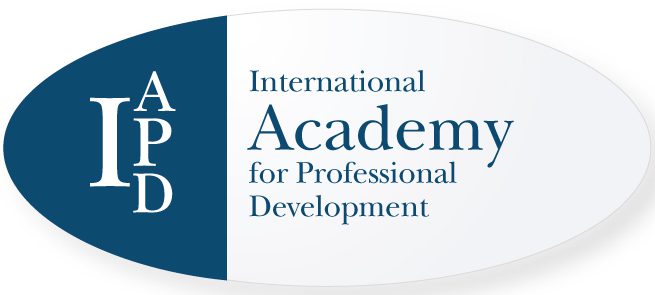 Uk International Academy logo