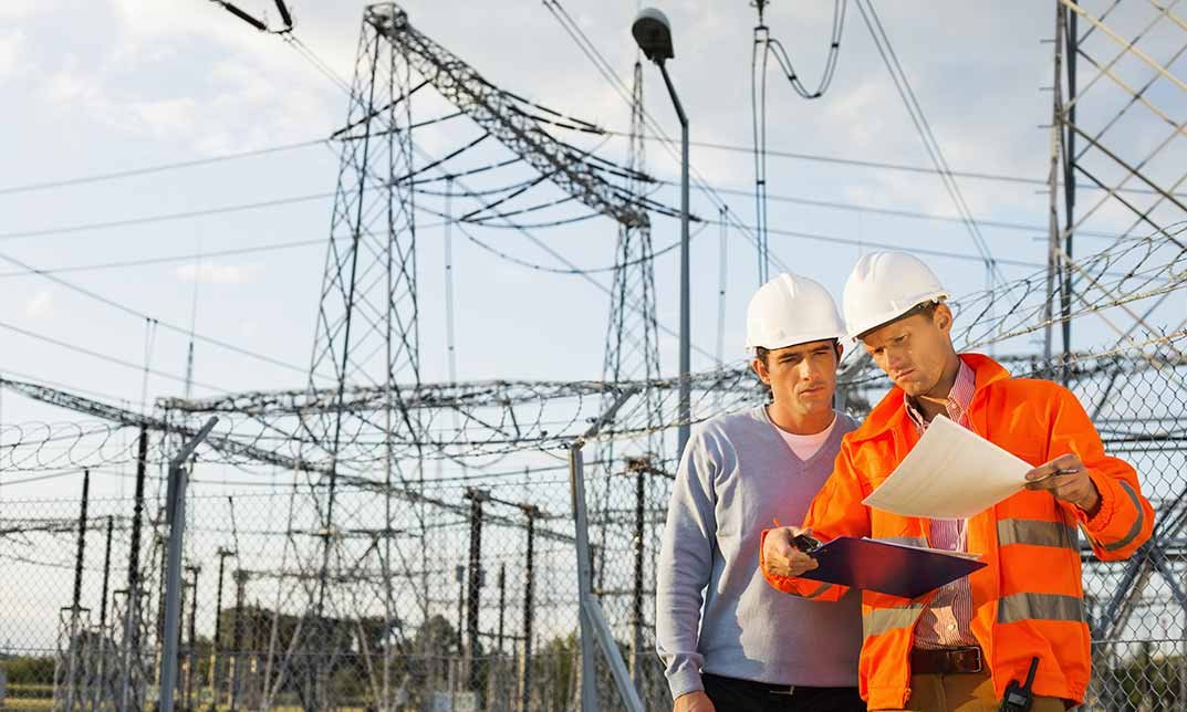 Professional Electrical Engineering Course for Light Current Systems
