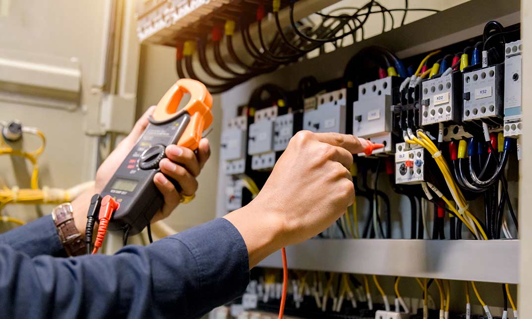 Data Center Essentials: Power & Electrical