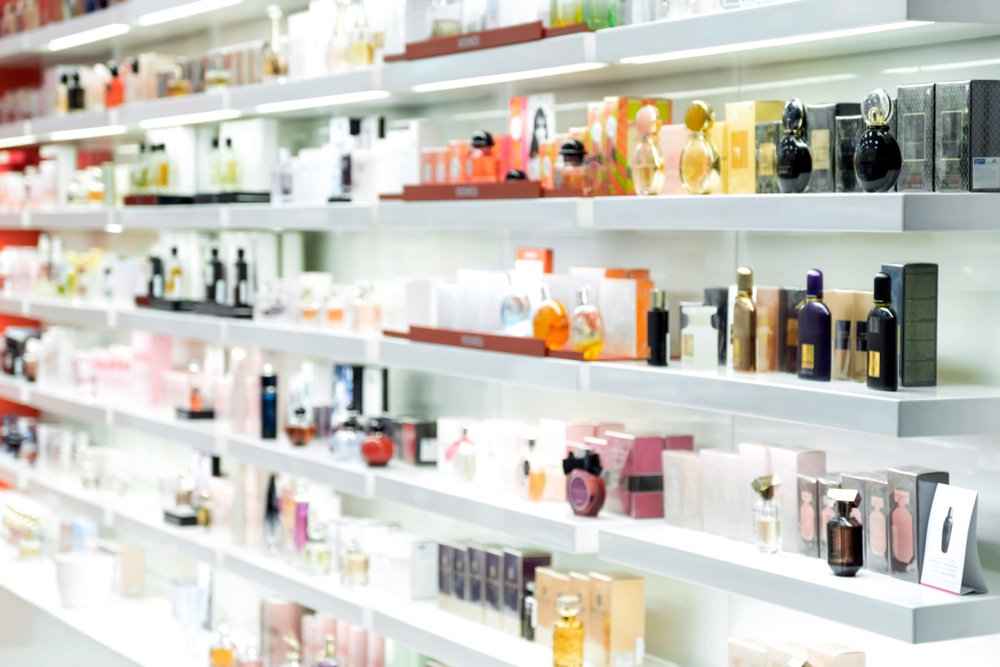 The Art of Perfumery: Mastering the Perfume Business Online