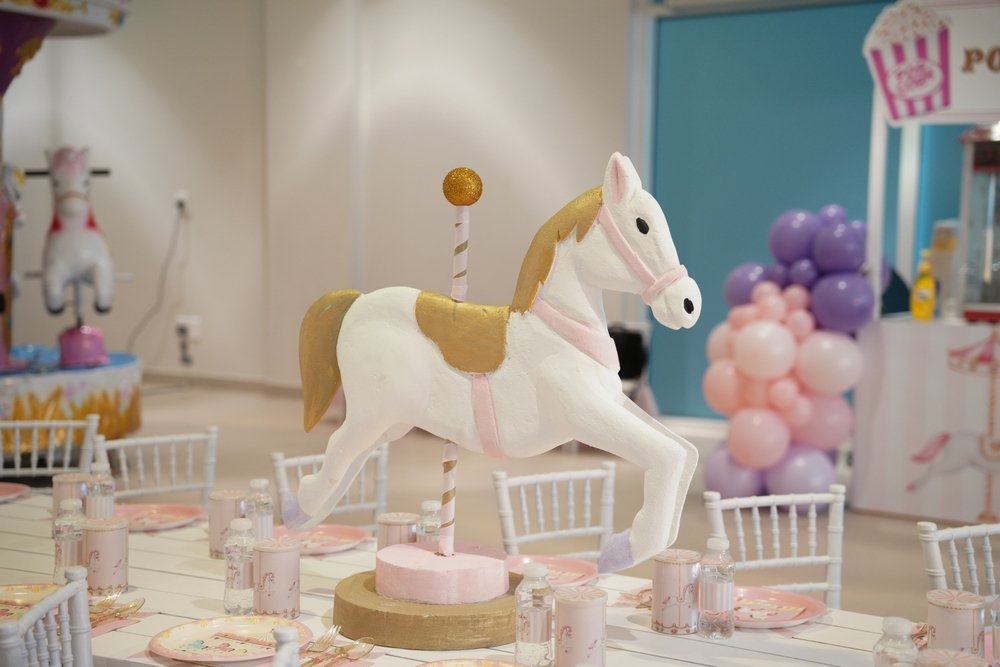 Kids Party Planner: Crafts and Decorations