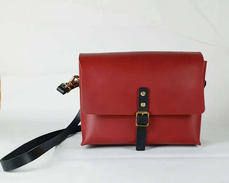 'Bag in a Day' Practical Hand Stitching Leather Course - The Satchel