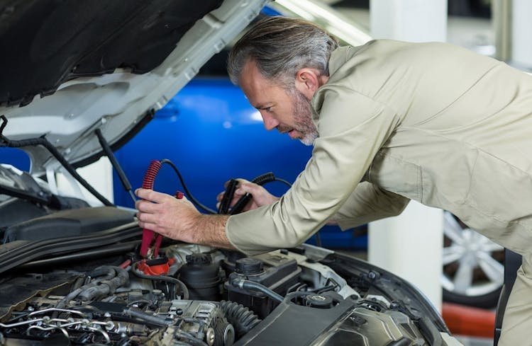 Car Mechanic and Repair Training Diploma