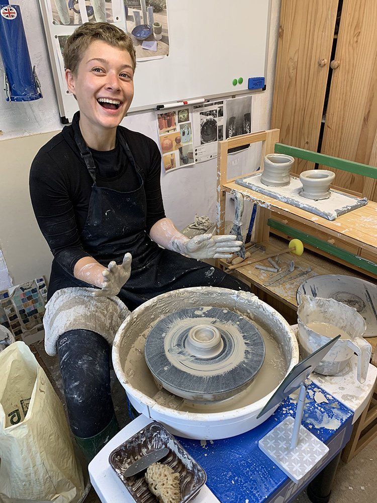 Beginners 1-day 1-2-1 pottery/ceramics workshop for 1 person