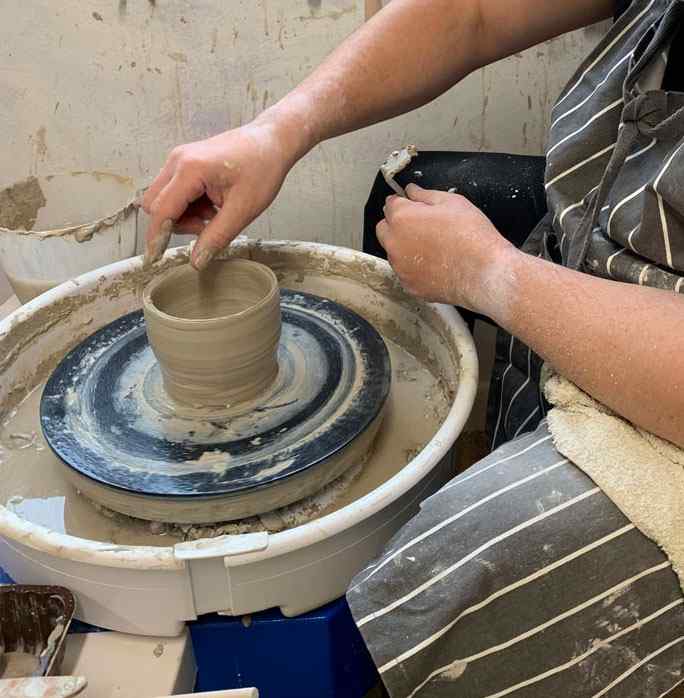 Beginners 1-day pairs pottery/ceramics workshop for 2 persons