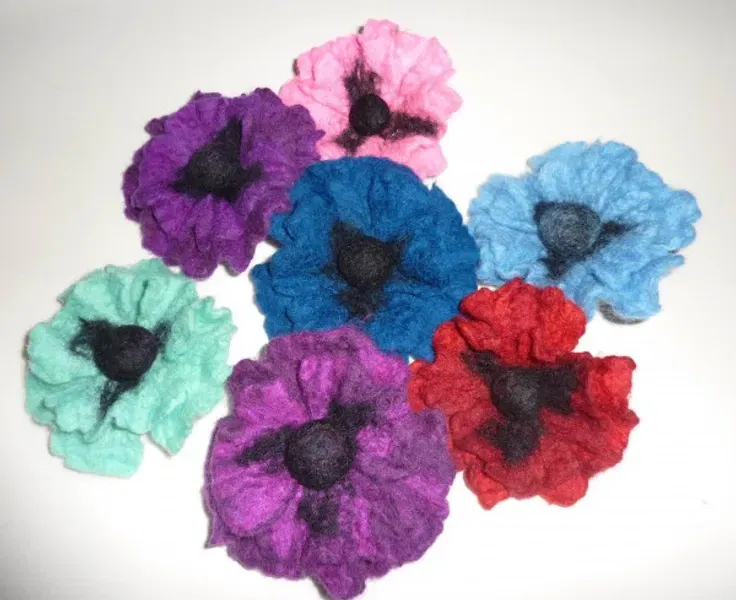 Fun with Felt Flowers