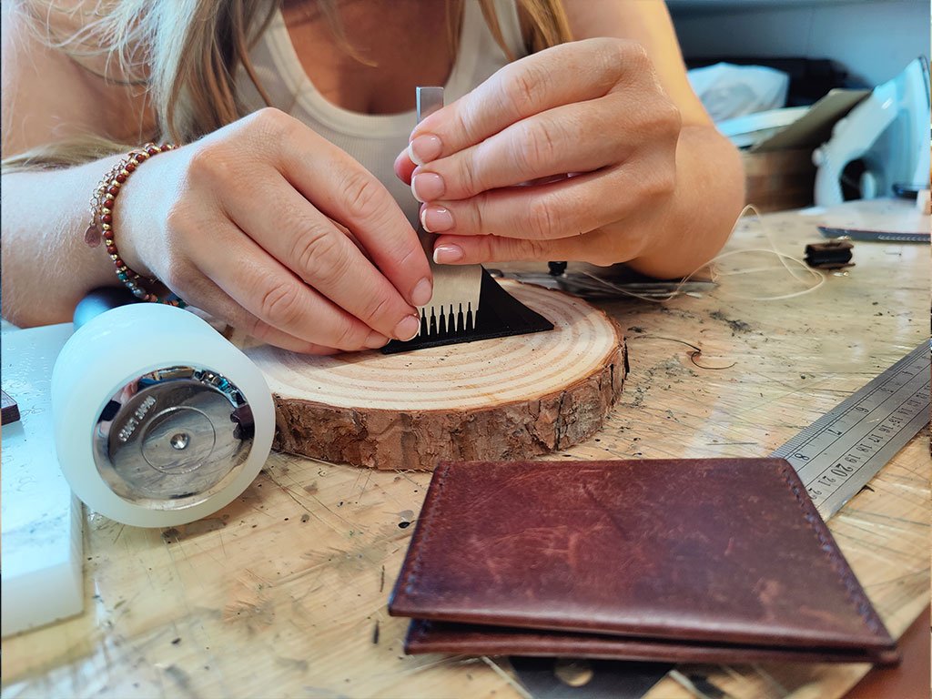 LEATHER CRAFT WORKSHOP: MAKE YOUR OWN HAND SEWN LEATHER ITEM