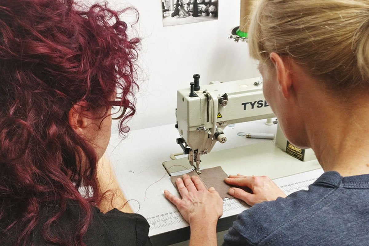LEATHER SEWING CLASS