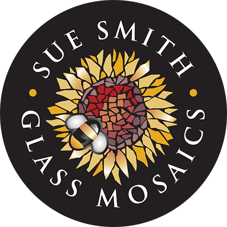 Sue Smith Glass logo