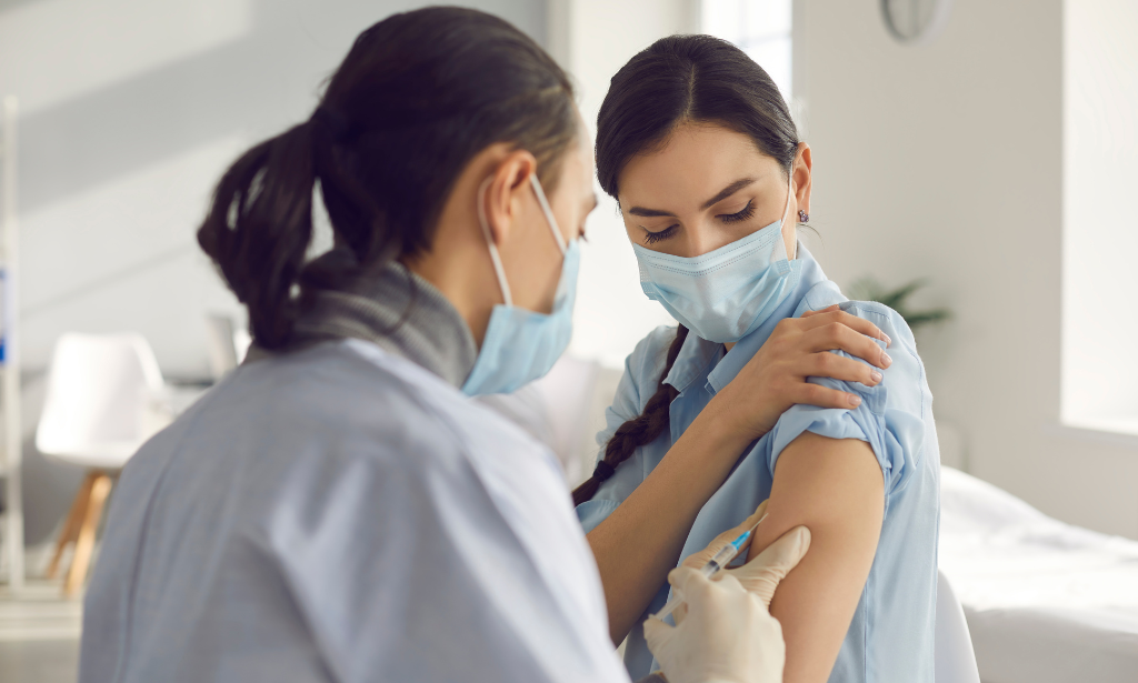 Phlebotomy, Venipuncture & Vaccination Training for Healthcare Assistant