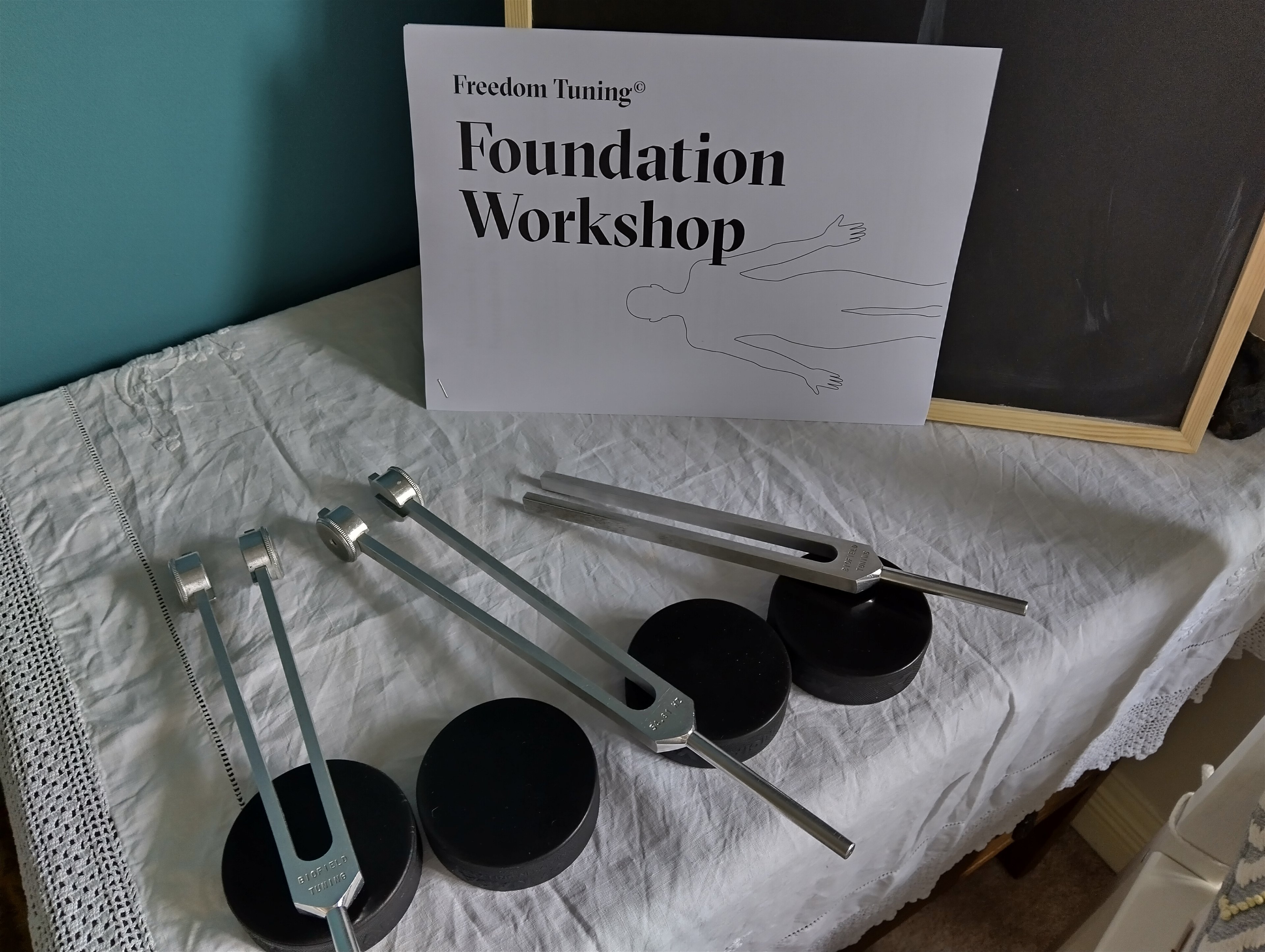Biofield Tuning / Freedom Tuning © - Using tuning forks for wellbeing Workshop