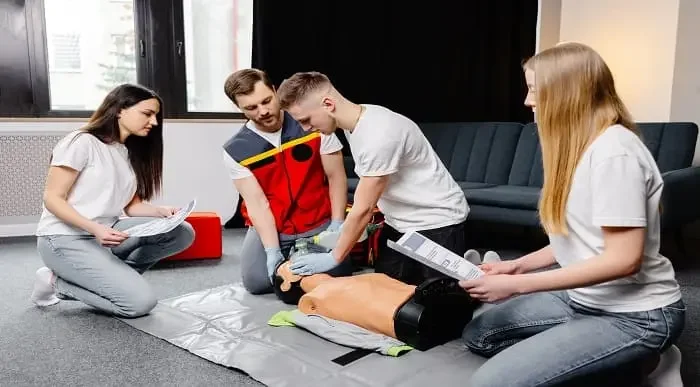 Emergency First Aid at Work Course - EFAW Refresher Training