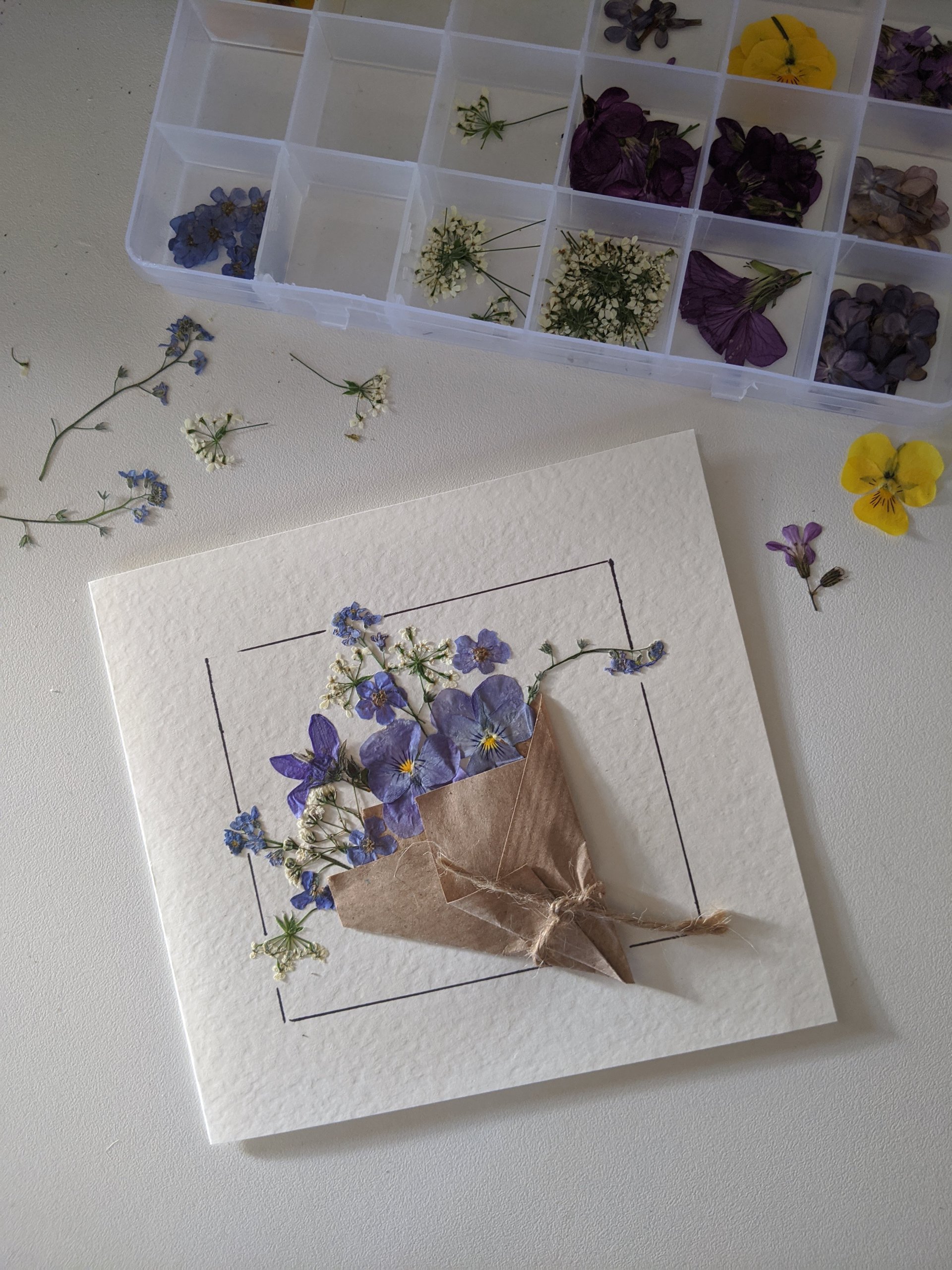 Mother's Day pressed flower card making 