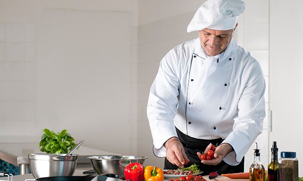 Professional Chef Training, Cooking, Kitchen & Restaurant Management with 20 Bonus Recipes