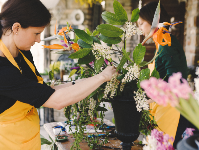 Mastering the Art of Floral Design and Arrangement