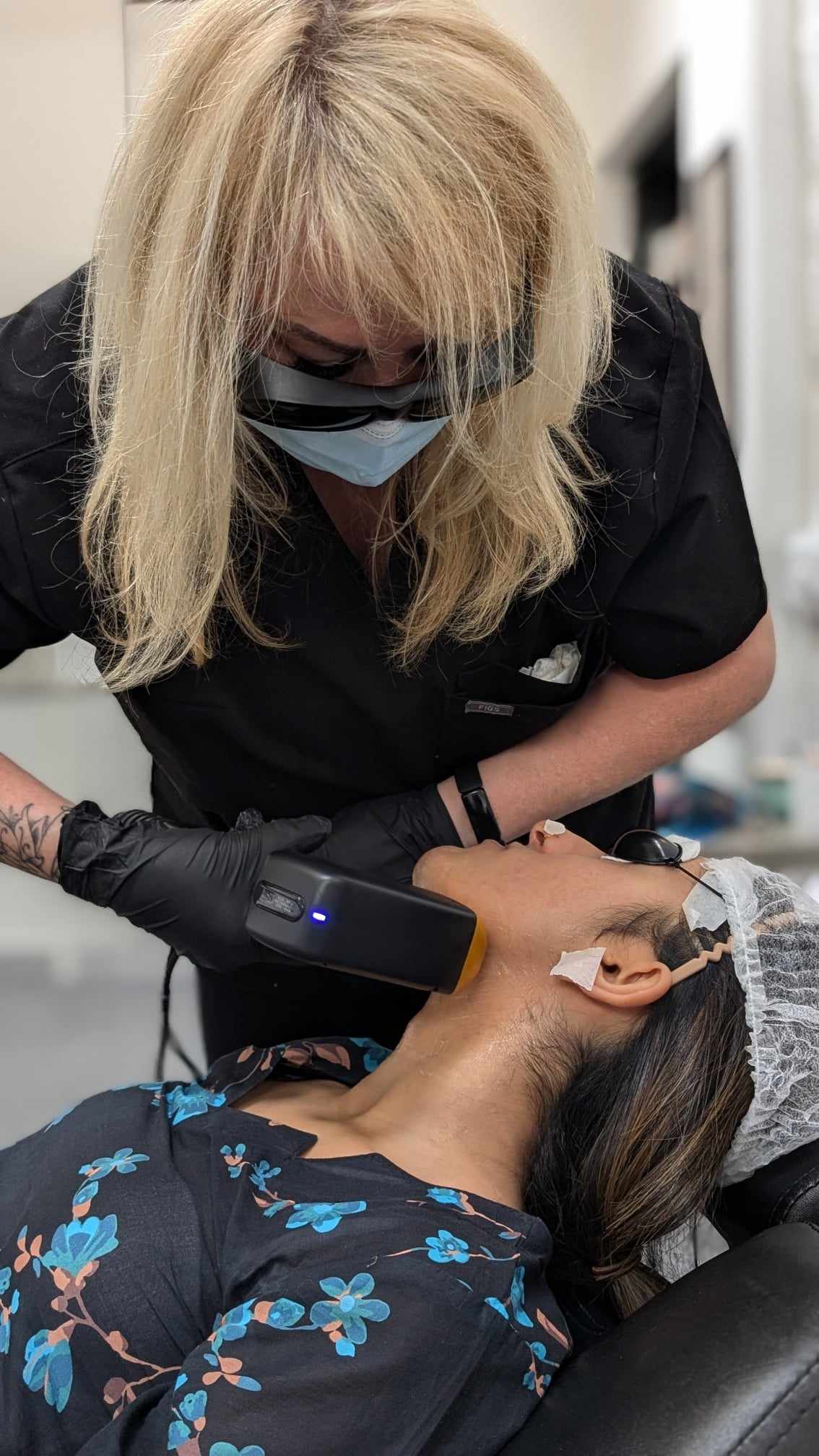 Level 4 - IPL Laser Hair Removal Course - Includes Your Own Soprano ICE Platinum Hair Removal Machine To Take Home