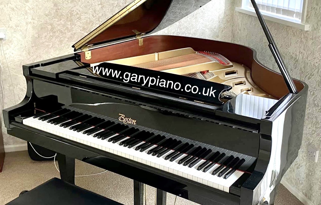 Gary Hawkins BMus (Hons) DipABRSM MISM - Piano Teacher / Pianist