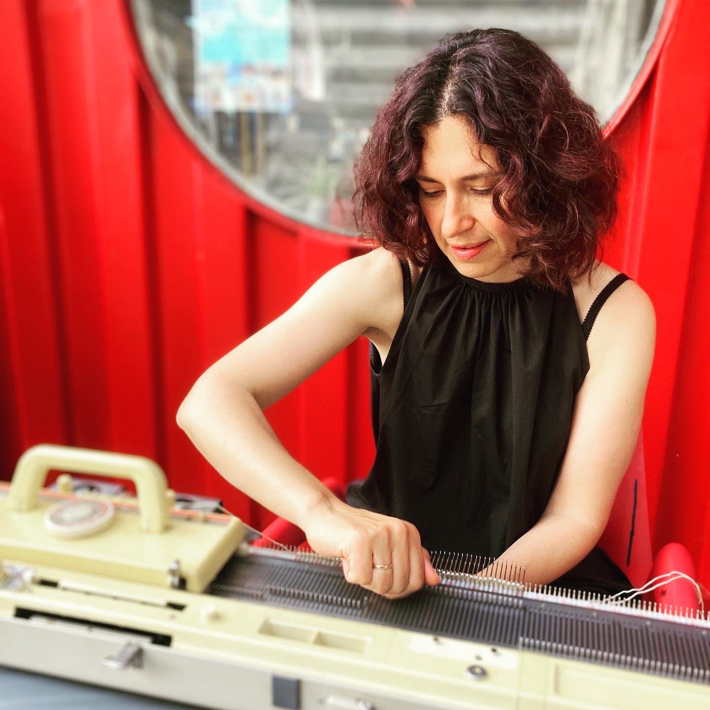 Professional knitting on a vintage machine - Private Workshop