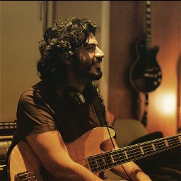 Vassilis Lazouras | Bass Guitar Lessons - London