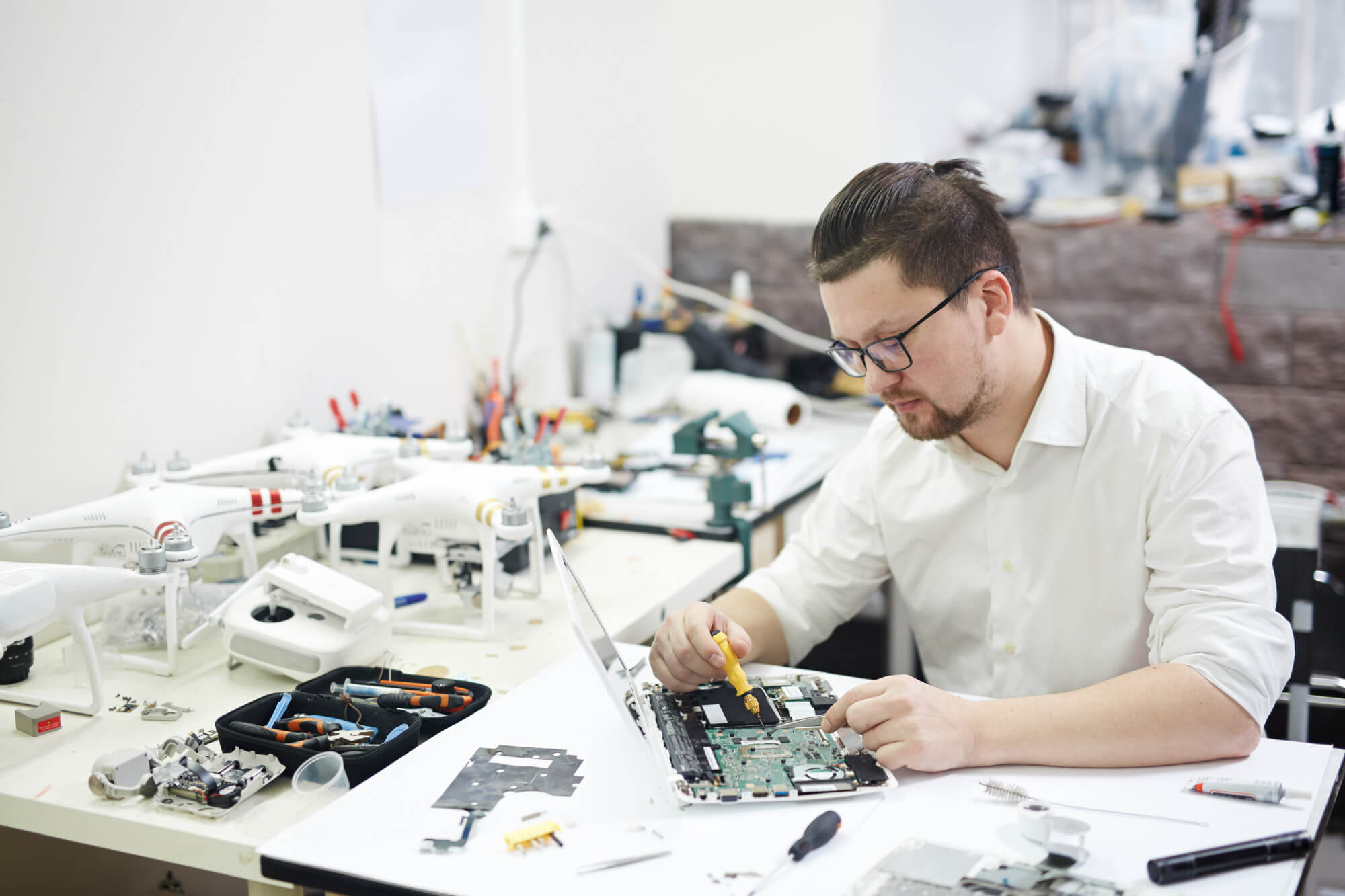 Electronic & Electrical Devices Maintenance & Troubleshooting