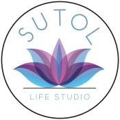 SUTOL Training and Life logo
