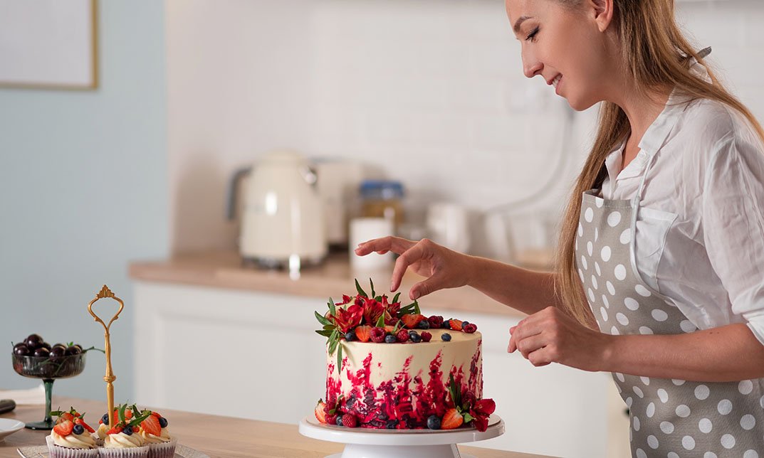 Baking & Cake Decorating Online Course
