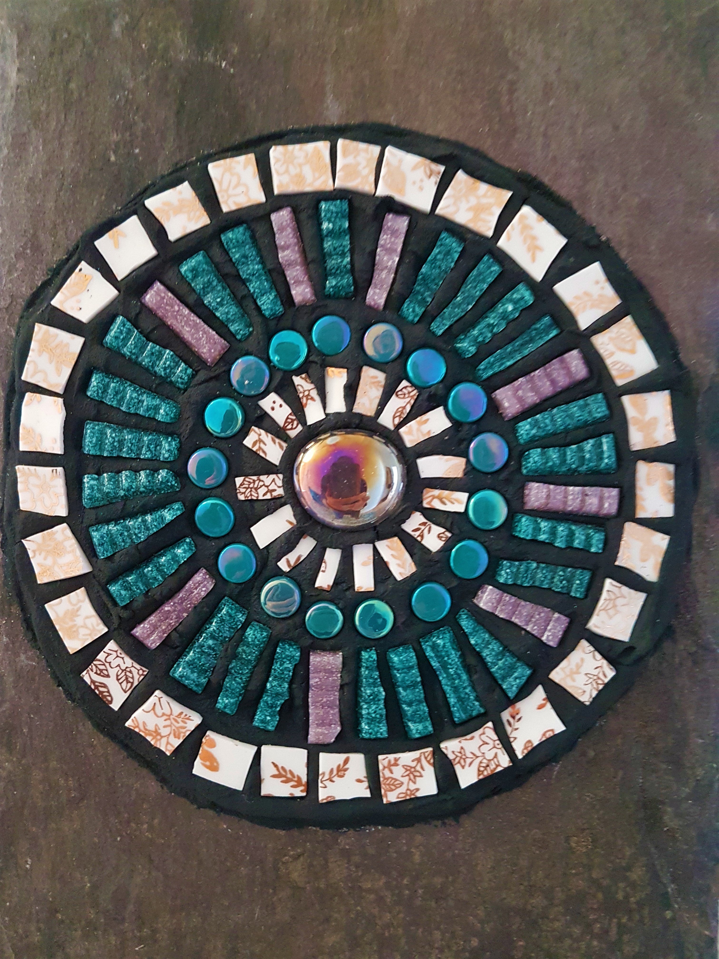 Mandala slate garden mosaic workshop