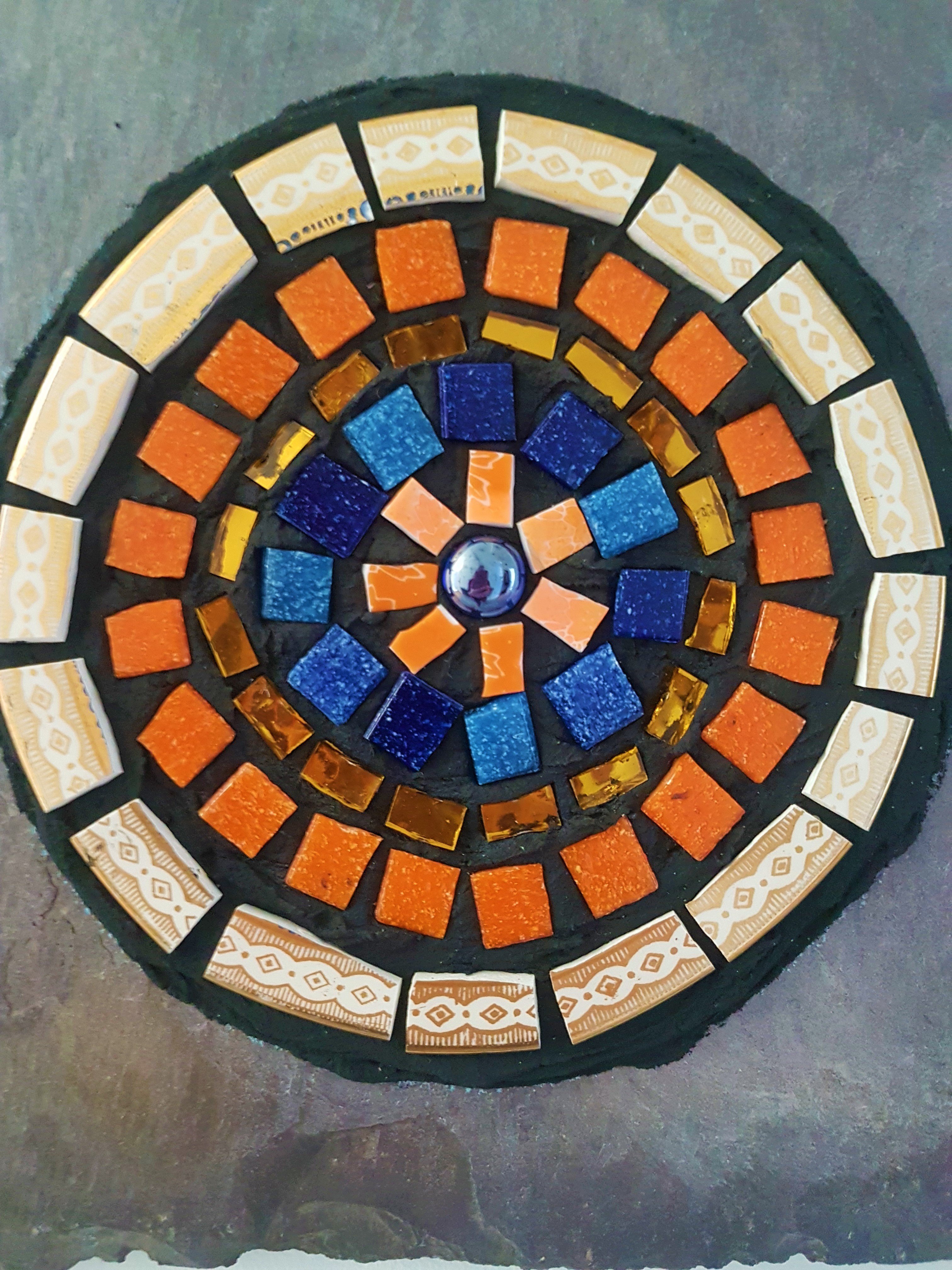 Mandala slate garden mosaic workshop