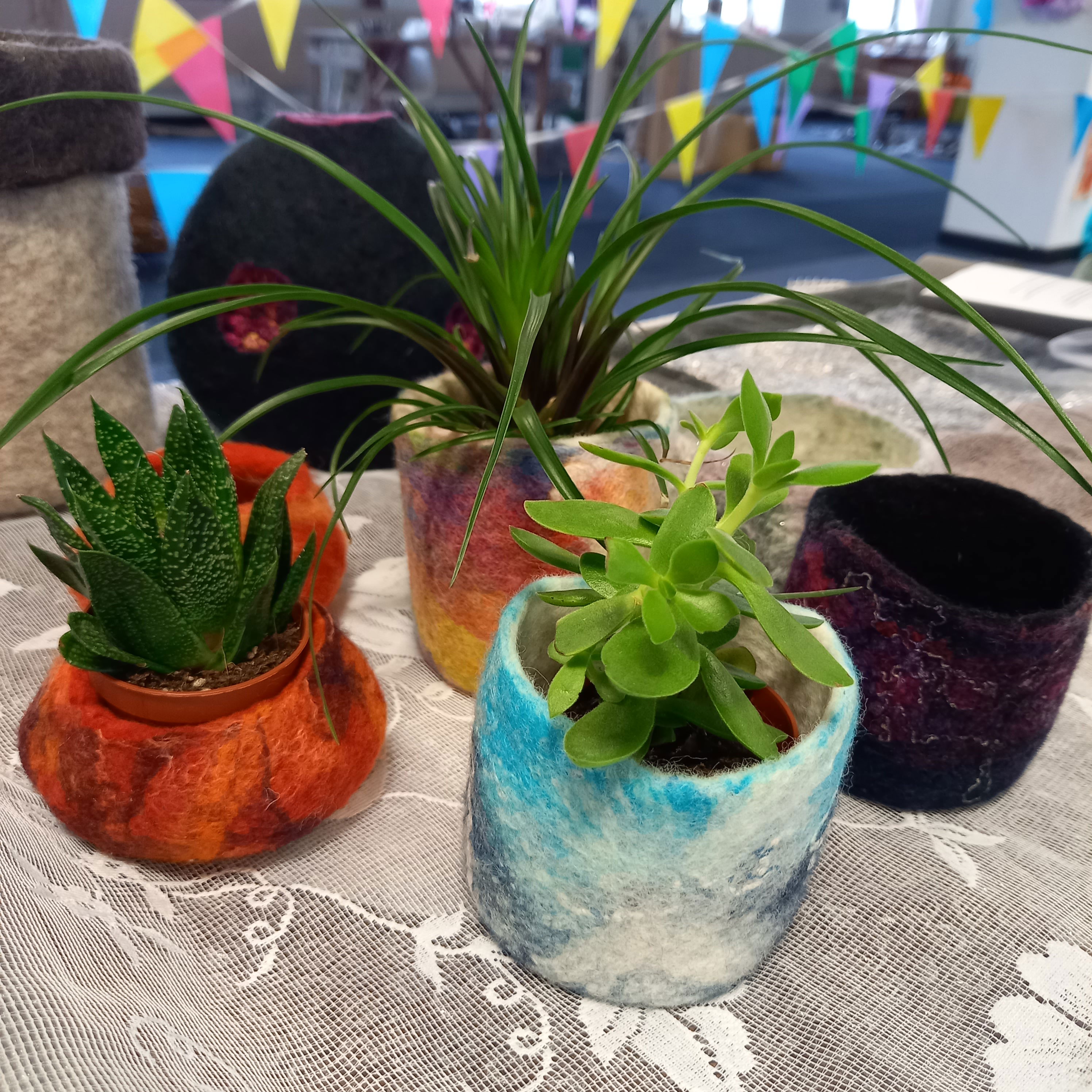 WET FELTED VESSEL Workshop – Wednesday 20th November – Aberdeen (H1, Hill of Rubislaw)