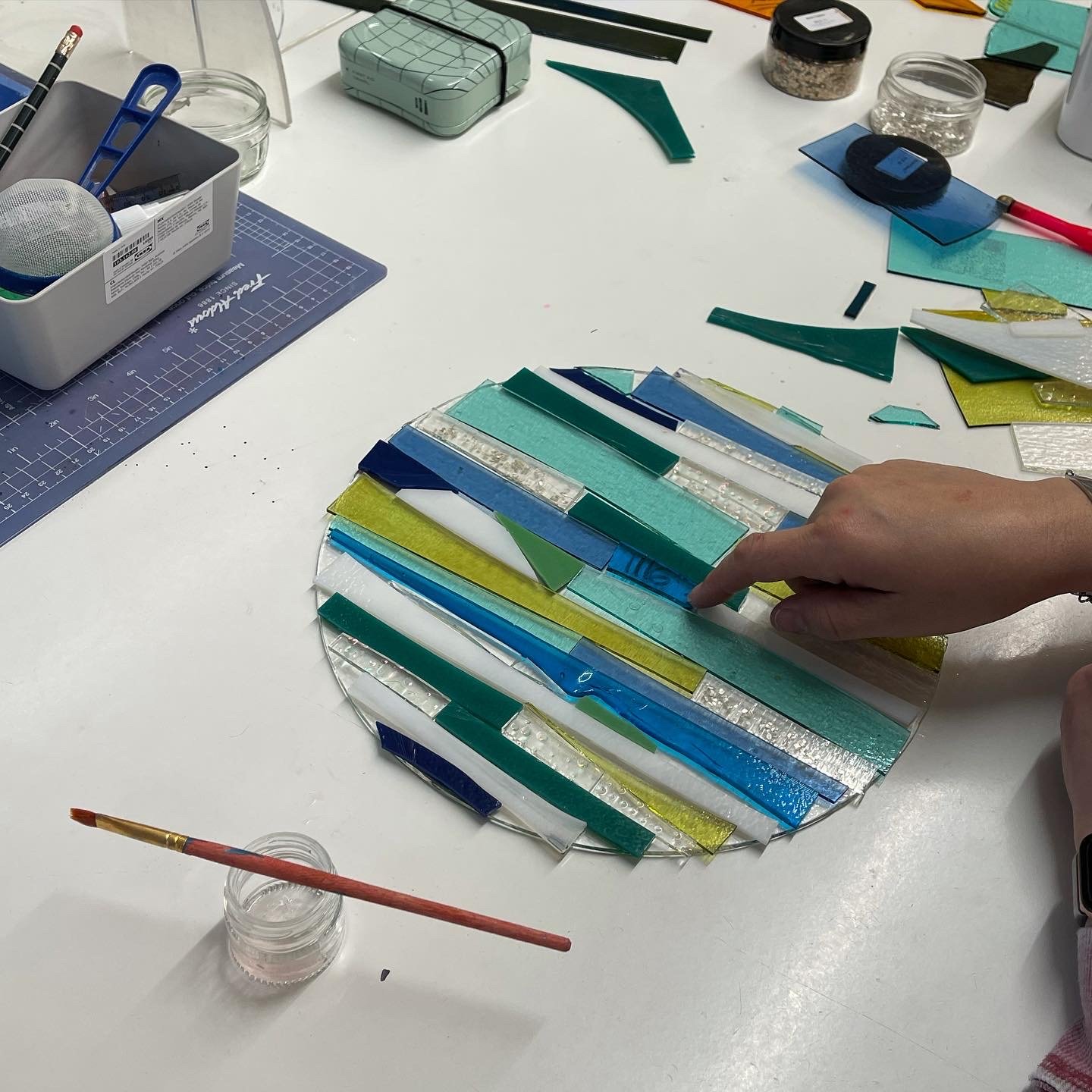 1 Day beginners Fused Glass Wall Panel - Vessels class